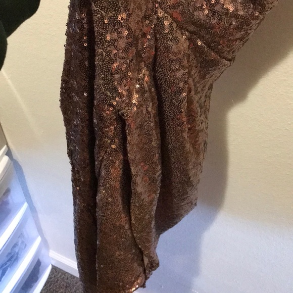 Perfect holiday party dress - Picture 6 of 7